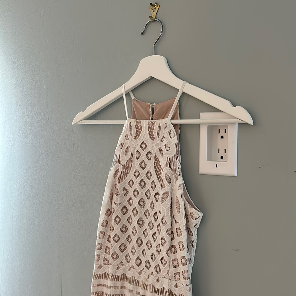 White lace dress (Lulus)